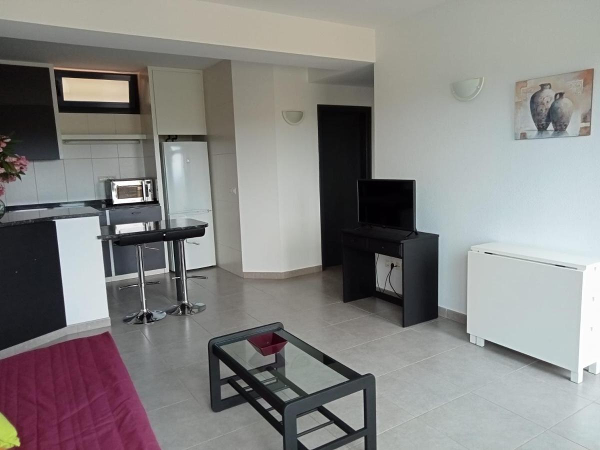 L'Horitzo Apartment Llado Ngoại thất bức ảnh